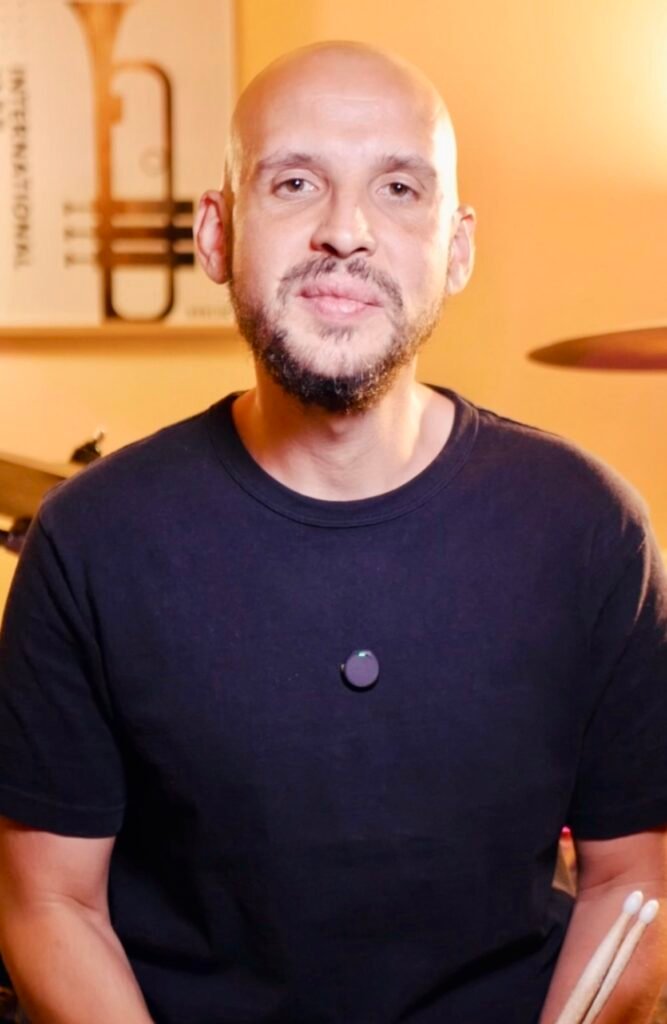 Daniel Espada en el estudio de batería de el Tempo del Groove